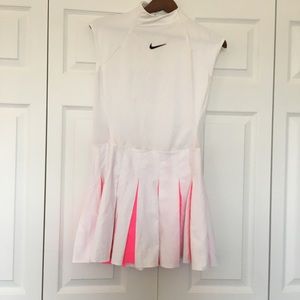 Nike dry fit tennis dress size M